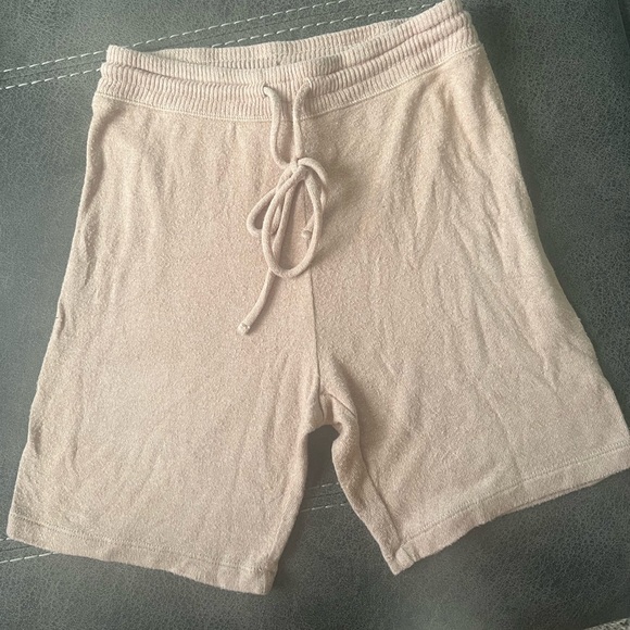 AE PLUSH SUPER HIGH-WAISTED 7" BIKE SHORT - Picture 2 of 4